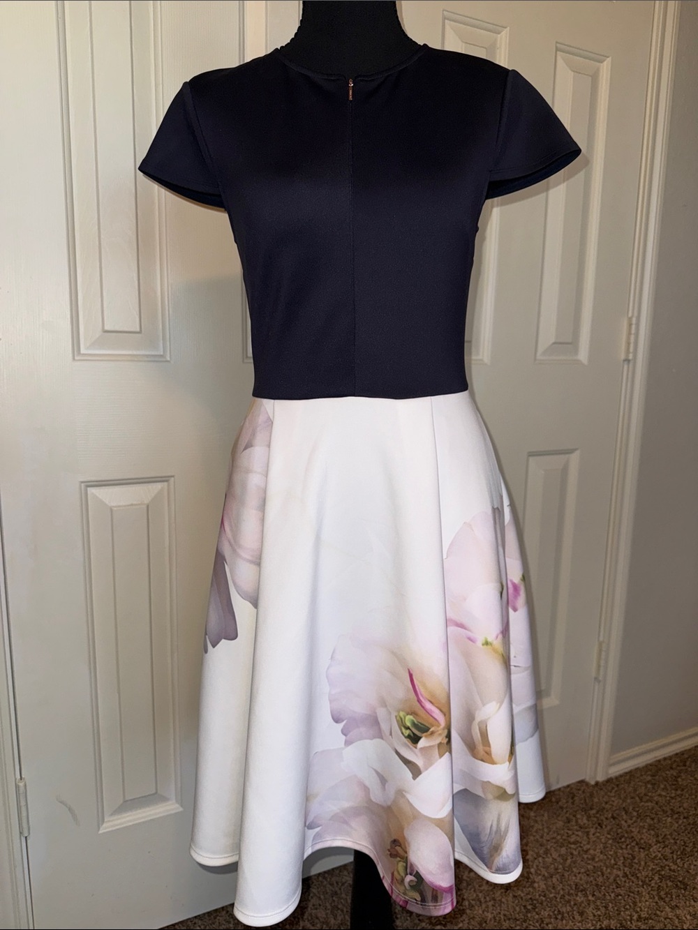 Ted Baker Cordina Floral Fit & Flare Skater Dress Navy Ivory Size 1/US 4 - Picture 2 of 12